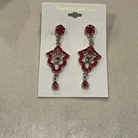 VINTAGE FASHION gold & red earrings - Picture 3 of 5